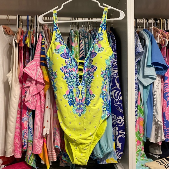 Lilly Pulitzer Swim Lilly Pulitzer Bathing Suit Poshmark